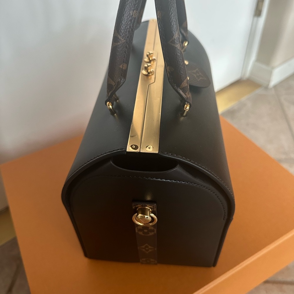 Brand new Louis Vuitton Speedy Doctor 25 - Picture 11 of 16